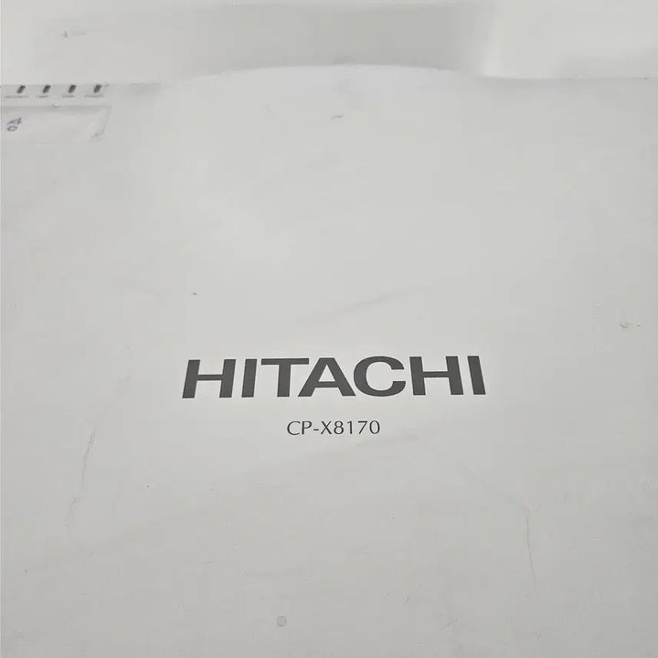 [BUNJANG] Hitachi CP-X8170 XGA Projector (7000 ANSI) / 히타치 CP-X8170 빔프로젝터 7,000안시 XGA