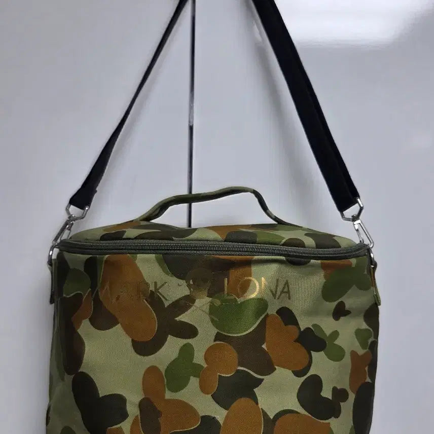 [BUNJANG] Mark &amp;ロナ Camo Pattern Lunch Bag / 마크앤로나 카모 패턴 런치백