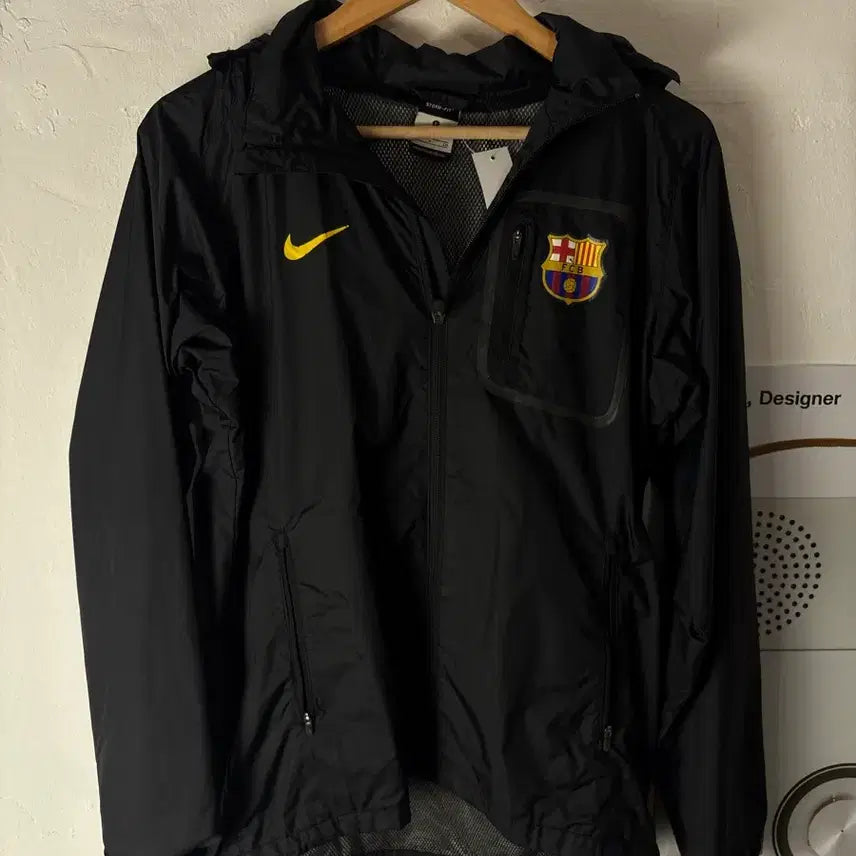 [BUNJANG] Nike Barcelona Windbreaker Jacket / 나이키 바르셀로나 바람막이