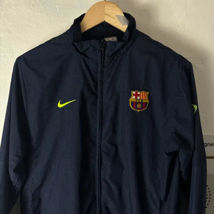[BUNJANG] Nike Barcelona Windbreaker / 나이키 바르셀로나 바람막이