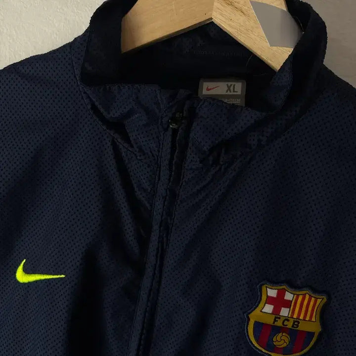 [BUNJANG] Nike Barcelona Windbreaker / 나이키 바르셀로나 바람막이