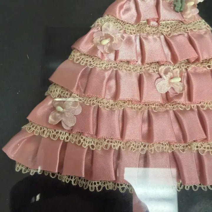 [BUNJANG] English Crinoline Lady Pink Dress Ribbon Art Frame / 영국 크리놀린 레이디 핑크 드레스 리본아트 프레임