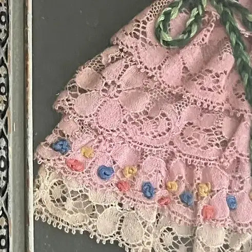 [BUNJANG] 1950s English Crinoline Lady Pink Dress Ribbon Art Frame / 영국 크리놀린 레이디 핑크 드레스 리본아트 프레임.