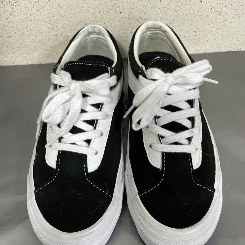 [BUNJANG] Vans Sneakers / (235)Vans 반스 스니커즈.운동화.단화