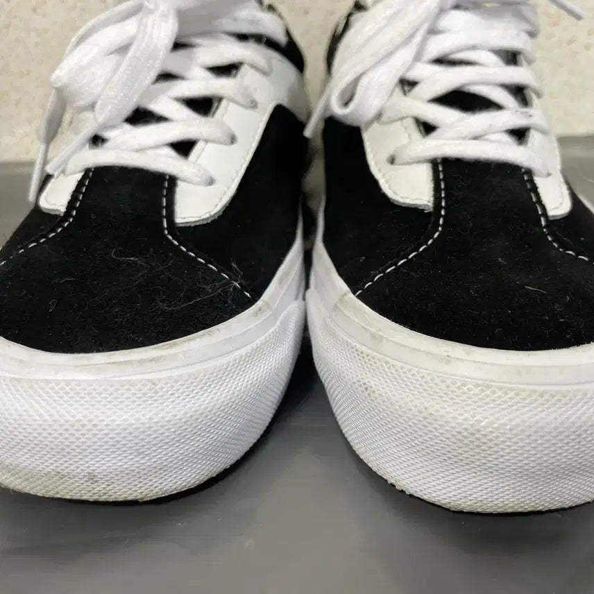[BUNJANG] Vans Sneakers / (235)Vans 반스 스니커즈.운동화.단화