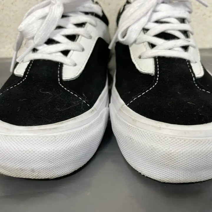 [BUNJANG] Vans Sneakers / (235)Vans 반스 스니커즈.운동화.단화