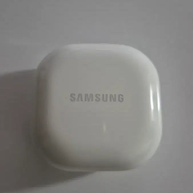 [BUNJANG] Galaxy Buds 2 Charging Case / 갤럭시버즈2케이스