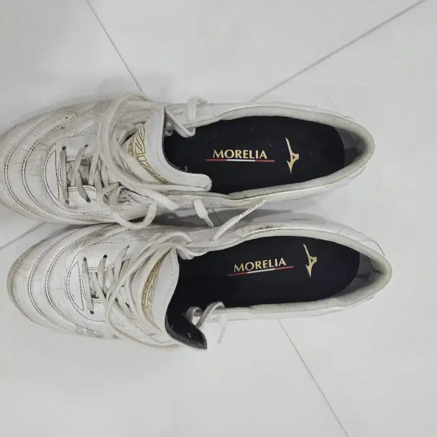 [BUNJANG] Mizuno Morelia 40th Anniversary Limited Edition MG Football Boots / 미즈노 축구화 모렐리아 40주년 한정판MG