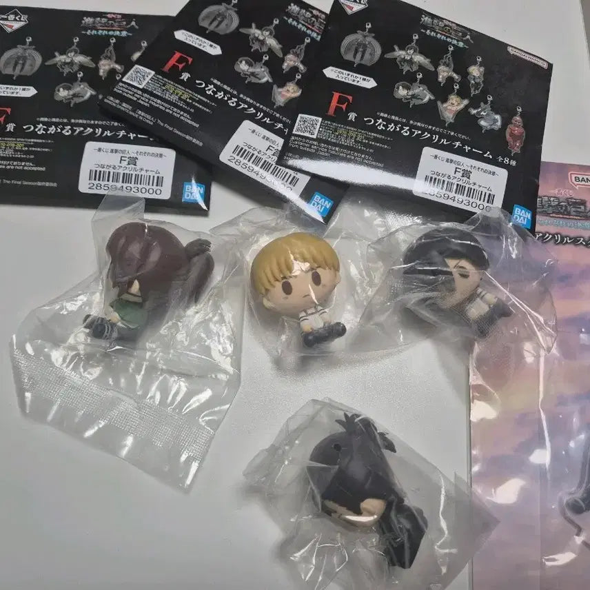 [BUNJANG] Attack on Titan Choconomo Acrylic Standee Bundle / 진격의거인 대롱 아크릴f상 초코노코h상 일괄 판매