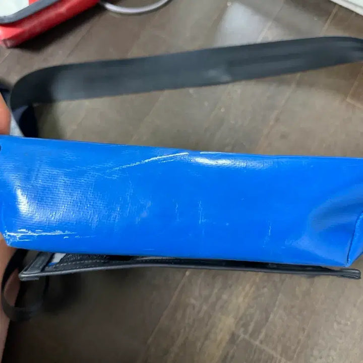 [BUNJANG] Freitag Ramsay Bag Blue &amp; White / 프라이탁 라씨 블루앤화이트