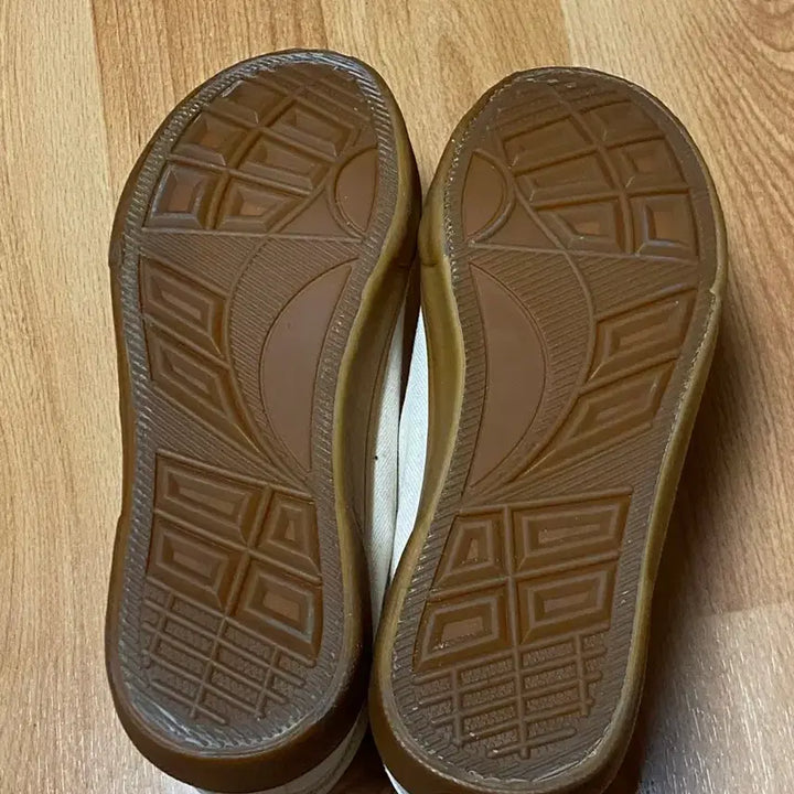 [BUNJANG] SPAO Canvas Shoes Ivory Size 240 / 스파오 캔버스화 아이보리 240