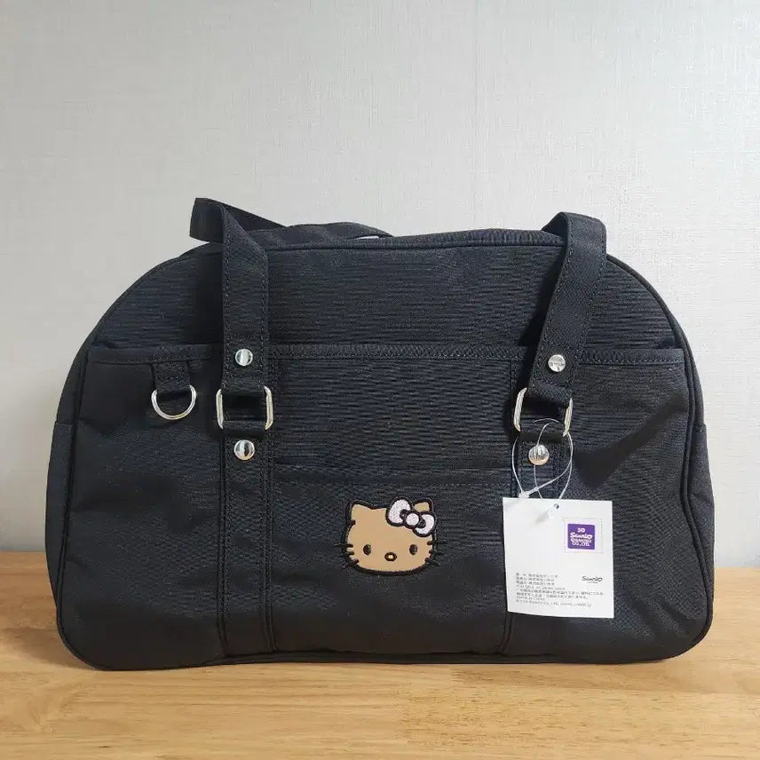 [BUNJANG] Hello Kitty Black Shoulder Bag / 헬로키티 블랙 숄더백