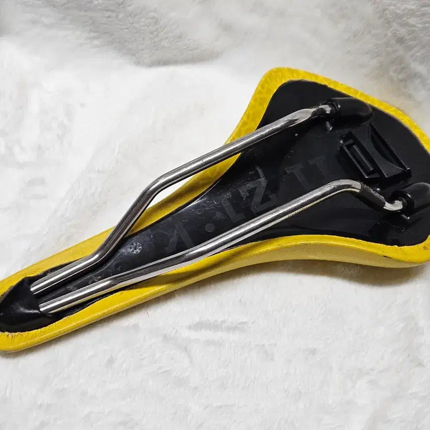 [BUNJANG] Fizik Antares Test Kium Rail Saddle / 피직 안타레스 테스트 안장 키움레일