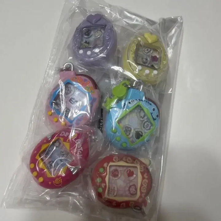[BUNJANG] Tamagotchi Shakashaka Collection 3 Complete Set / 다마고치 샤카샤카 컬렉션 3 컴플리트 세트