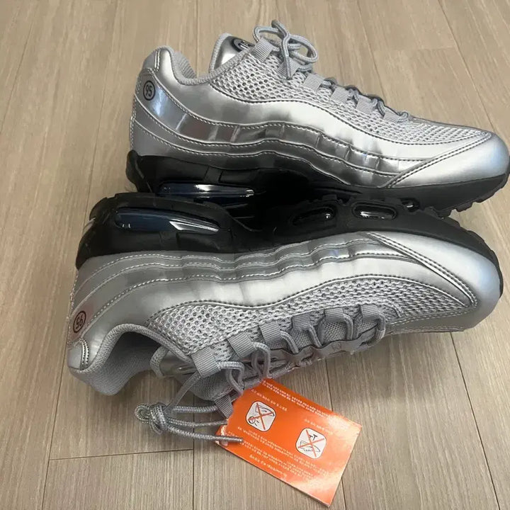 [BUNJANG] Nike Air Max 95 Silver (260mm) New Product / 나이키 에어맥스95 실버 260 새제품