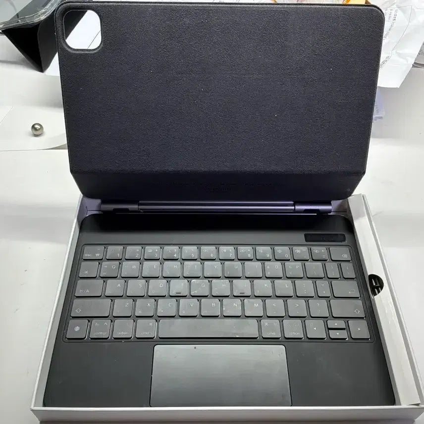 [BUNJANG] Apple iPad Pro M4 11-inch Keyboard Case / 아이패드 프로 M4 11인치 키보드 케이스