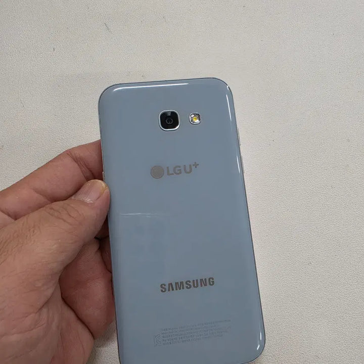 [BUNJANG] Samsung Galaxy A5 (2017) Blue 32GB Unlocked Used / 갤럭시 A520블루 무잔상 A급 정상공기기 중고폰