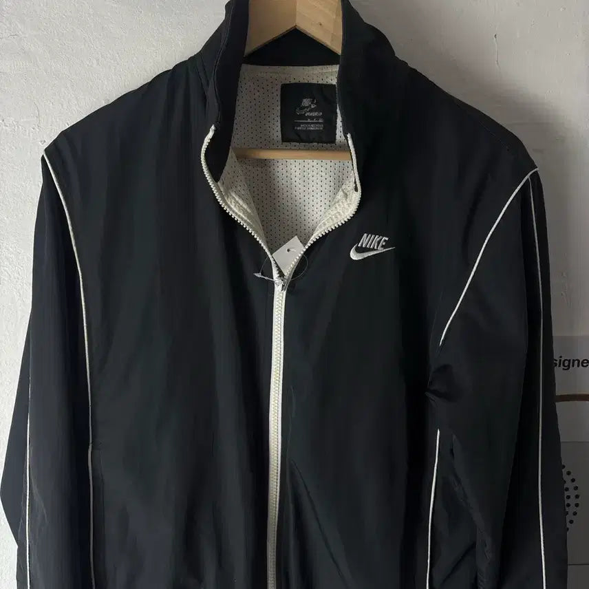 [BUNJANG] Nike Swoosh Windbreaker Jacket / 나이키 스우시 바람막이