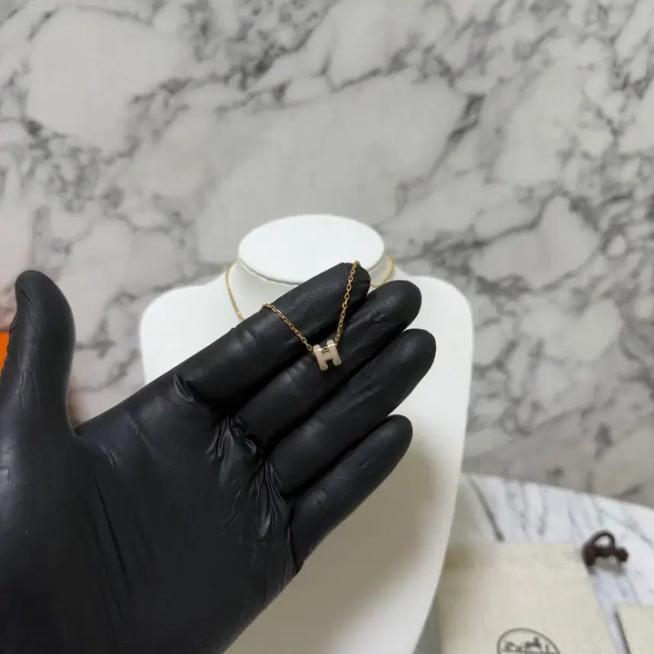 [BUNJANG] Hermès Pop H Mini Necklace Marron Glacé &amp; Gold / [ OS ] 에르메스 팝아슈 미니 목걸이