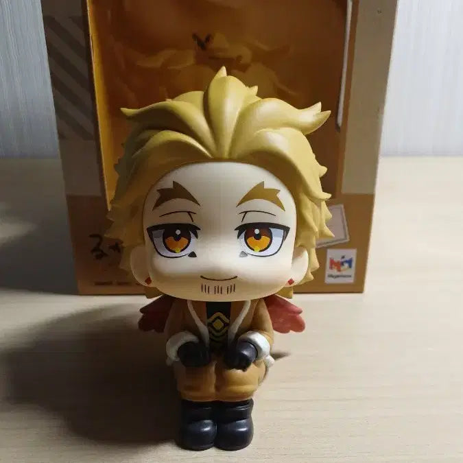 [BUNJANG] My Hero Academia Hawks Lookup Figure / 나의 히어로 아카데미아 호크스 룩업 피규어(+올마이트 캔뱃지)
