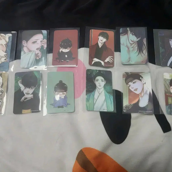 [BUNJANG] Gwiyagok Collaboration Photocard Set (12 Types) / 귀야곡 모펀 콜카 포토카드 방포 12종 일괄