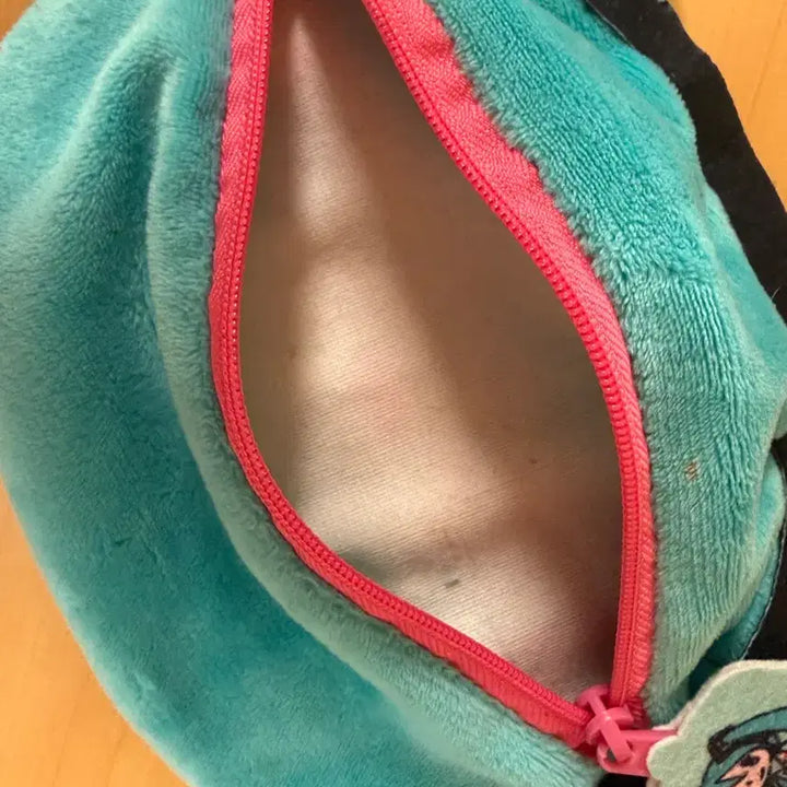 [BUNJANG] Glumiy Bear x Miku Pouch / 글루미베어 미쿠 파우치
