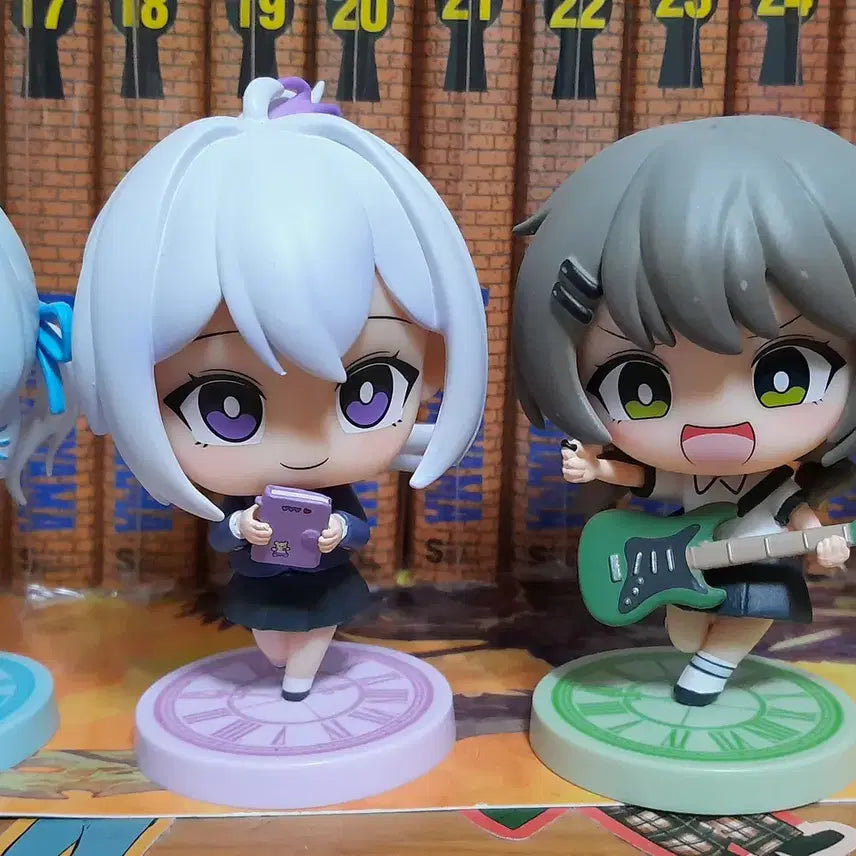 [BUNJANG] Idol Group Figure Collection (Sealed) / 이세돌 차세돌 sd 피규어 단순 개봉 전시템 팝니다.