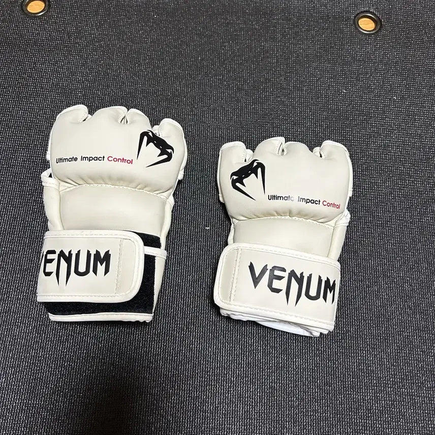 [BUNJANG] Venum MMA Gloves Size S / 베넘 mma글러브 s사이즈