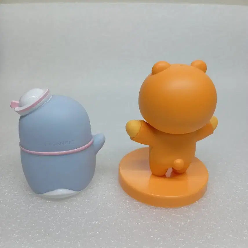 [BUNJANG] Kakao Friends Ryan &amp; Sanrio Tuxedo Sam Figure Set / 카카오 프렌즈 라이언 산리오 턱시도샘