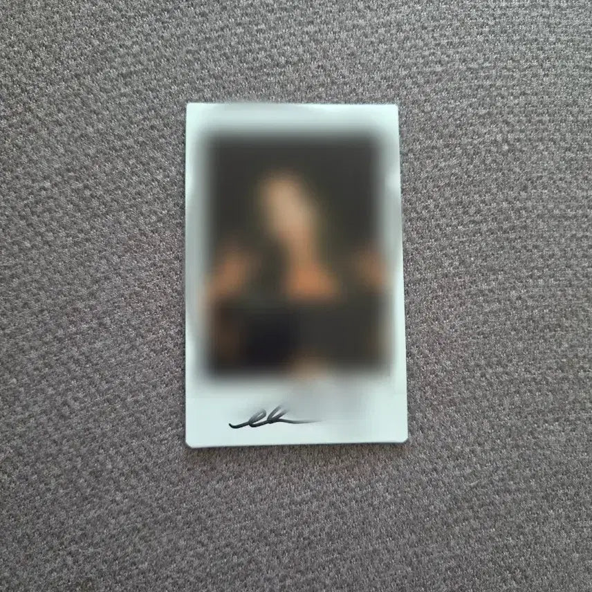 [BUNJANG] LUMINOUS YeoJin Signed Polaroid / 이달소 루셈블 혜주 싸폴