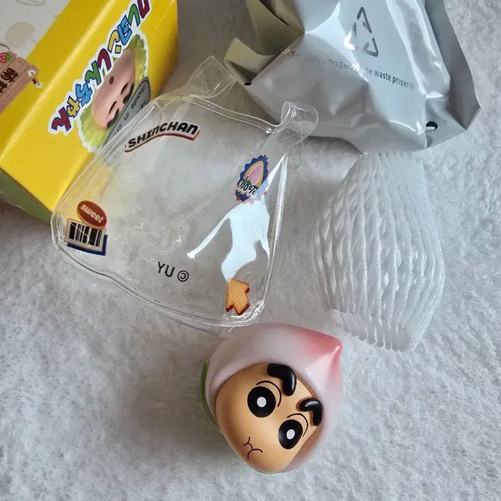 [BUNJANG] Crayon Shin-chan Lucky Fruit Peach Figure / 짱구 럭키 프루트 과일 피규어 (복숭아 짱구)