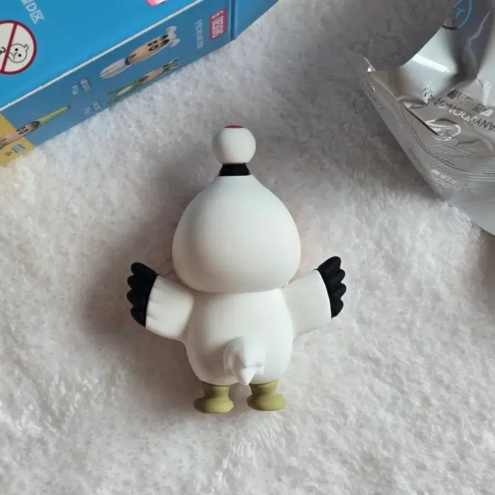 [BUNJANG] Crayon Shin-chan Crane Cosplay Figure / 짱구 동물 코스프레 피규어 (두루미 짱구)