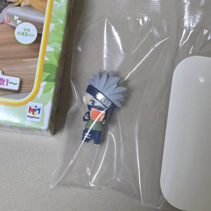 [BUNJANG] Megahouse Naruto Kakashi Ochutomo Mini Figure / 메가하우스 나루토 카카시 오챠토모 피규어