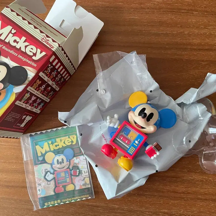 [BUNJANG] Pop Mart Mickey Mouse Vending Machine / 팝마트 미키마우스 영원한 동심 밴딩 머신