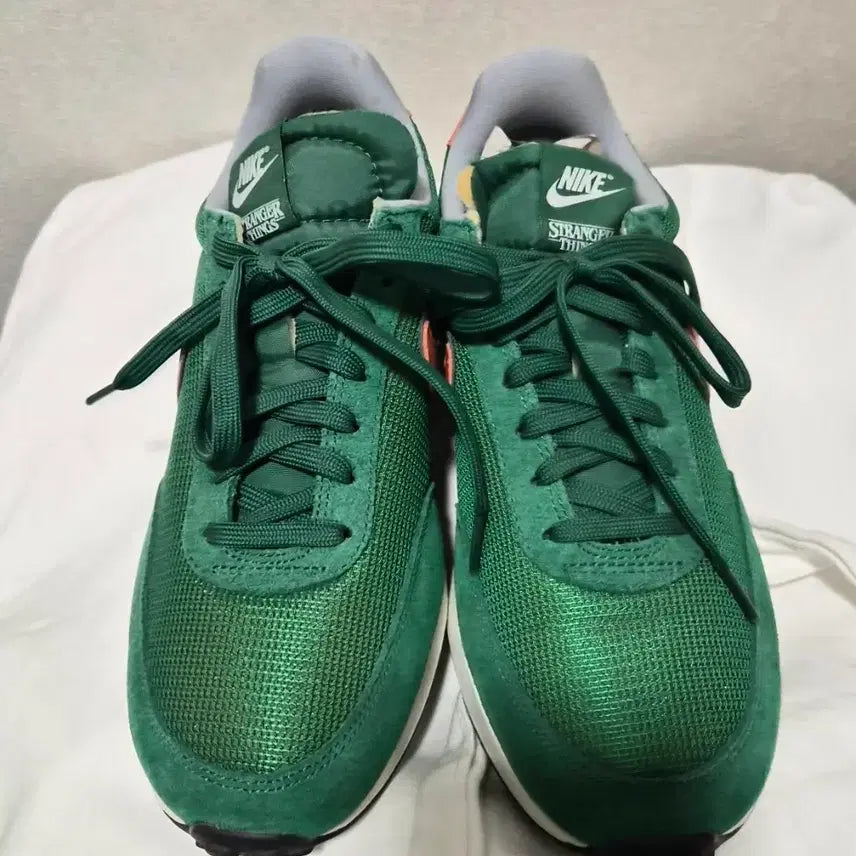 [BUNJANG] Nike x Stranger Things Tailwind 79 Hawkins Green / 나이키 x 기묘한 이야기 테일윈드 79 그린 호킨스