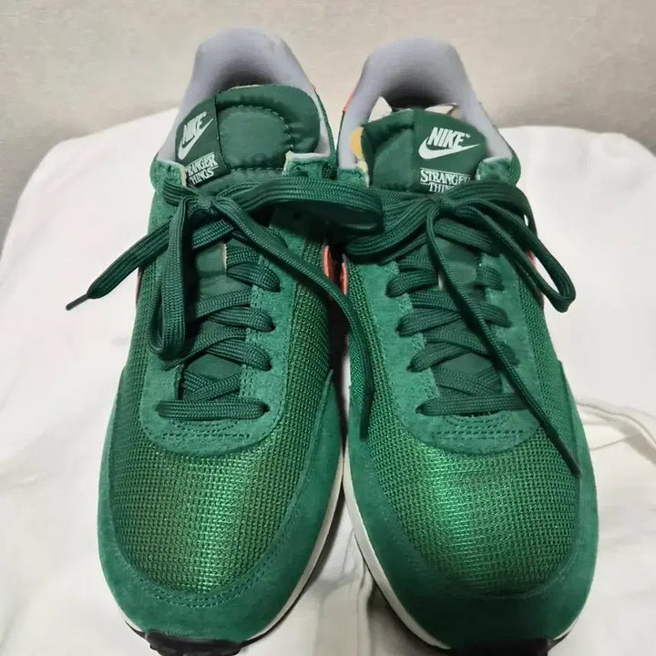 [BUNJANG] Nike x Stranger Things Tailwind 79 Hawkins Green / 나이키 x 기묘한 이야기 테일윈드 79 그린 호킨스