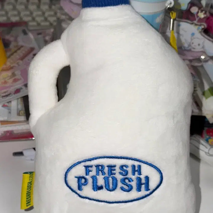 [BUNJANG] Fresh Plush Milk Carton Cushion Plush Toy / Fresh plush 우유팩 우유 모양 쿠션 인형 강아지 장난감