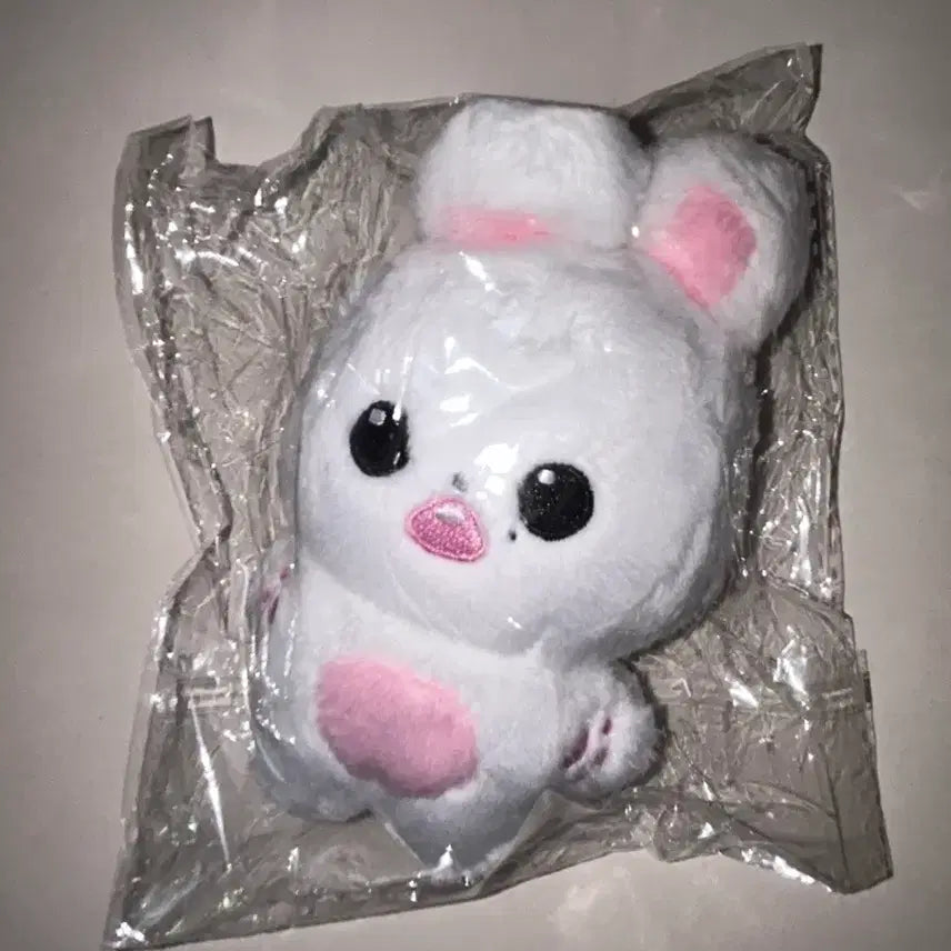 [BUNJANG] IVE Wonyoung Bunny-nyung Doll Keychain / 아이브 장원영 버니녕 인형