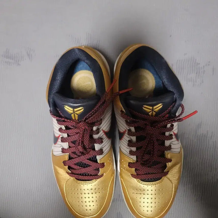 [BUNJANG] Nike Kobe 4 Metallic Gold / [260] 코비4 메탈릭 골드