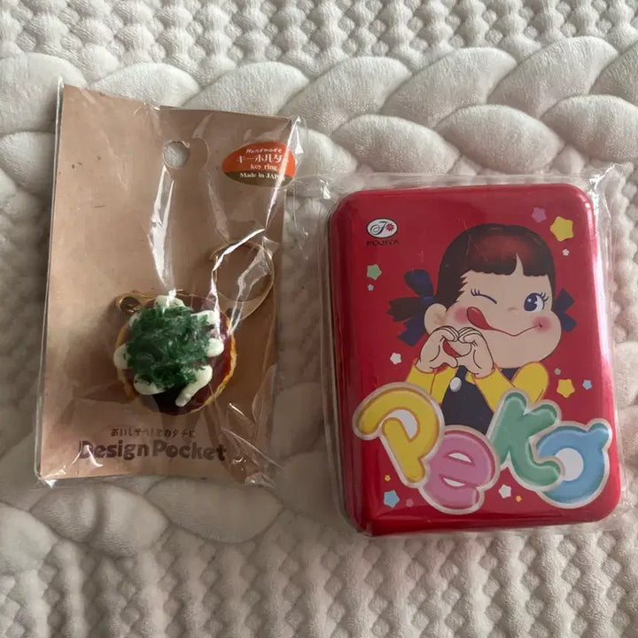 [BUNJANG] Osaka Takoyaki Keychain &amp; Peko-chan Tin Case Set / 오사카 타코야끼 키링+페코짱 틴케이스