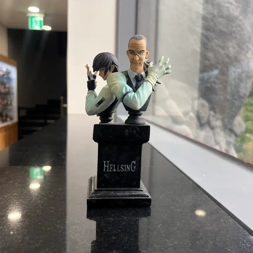 [BUNJANG] Yamato EX Hellsing Walter C. Dornez Bust Figure / 야마토 EX 헬싱 월터 c 도르네즈 흉상 피규어