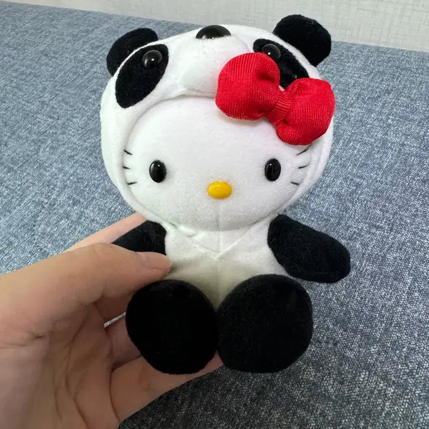 [BUNJANG] Hello Kitty Panda Vintage Plush Doll / 헬로키티 판다 고전 인형 판매중