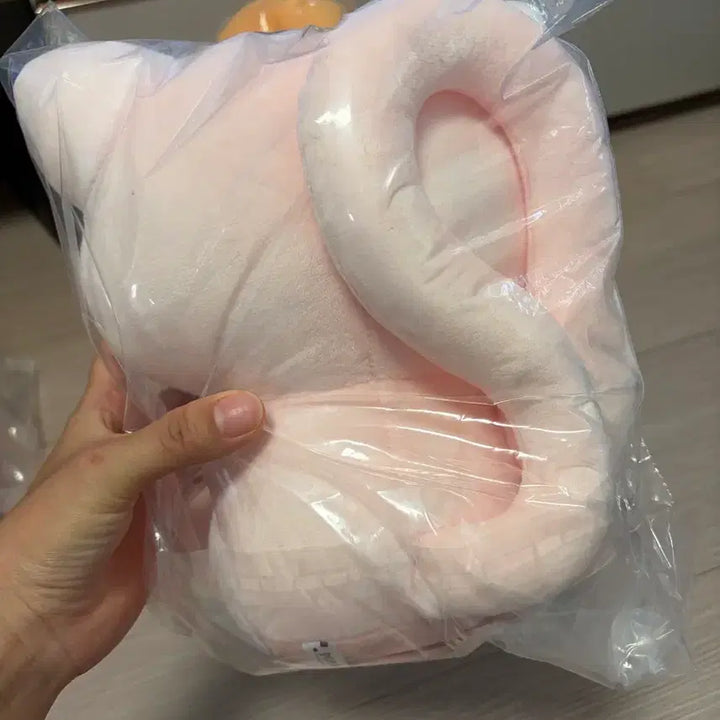 [BUNJANG] Pokemon Mew BigPuff Medium Plush Toy / 귀여운 포켓몬 뮤 빅팝 중형인형 새상품