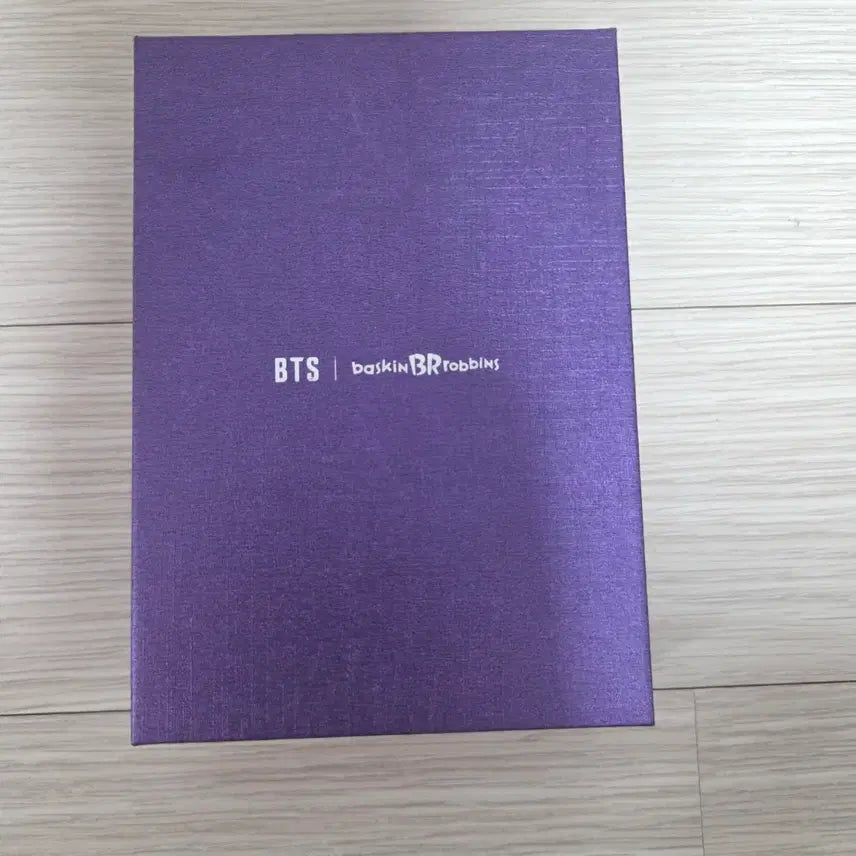 [BUNJANG] BTS x Baskin Robbins Keychain / 방탄소년단 배스킨라빈스 키링 + BTS 쇼핑백