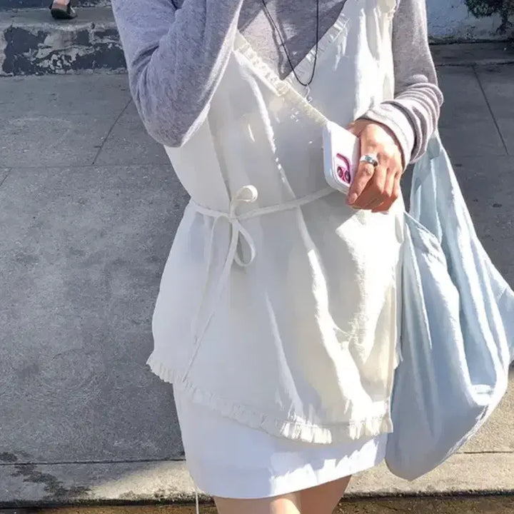 [BUNJANG] Underbee Frill Sleeveless Wrap Blouse - Sheer Ivory / (새상품)언더비 - 프릴 슬리브리스 랩 블라우스 -> 시어아이보리 컬러