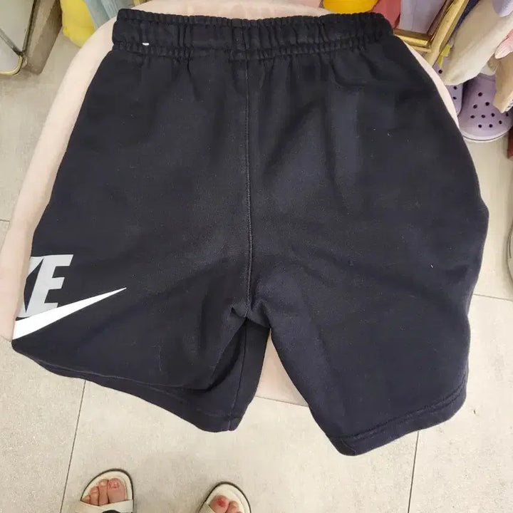 [BUNJANG] Nike Swoosh Shorts / 나이키 스우시 반바지