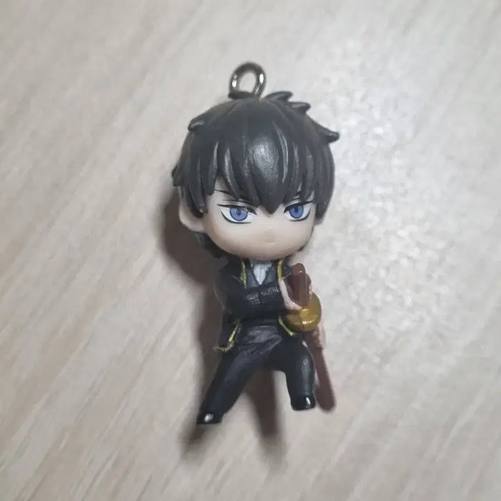 [BUNJANG] Gintama Hijikata Swing Gacha Figure Keychain Strap / 은혼 히지카타 스윙 가챠 고전 피규어 키링 스트랩