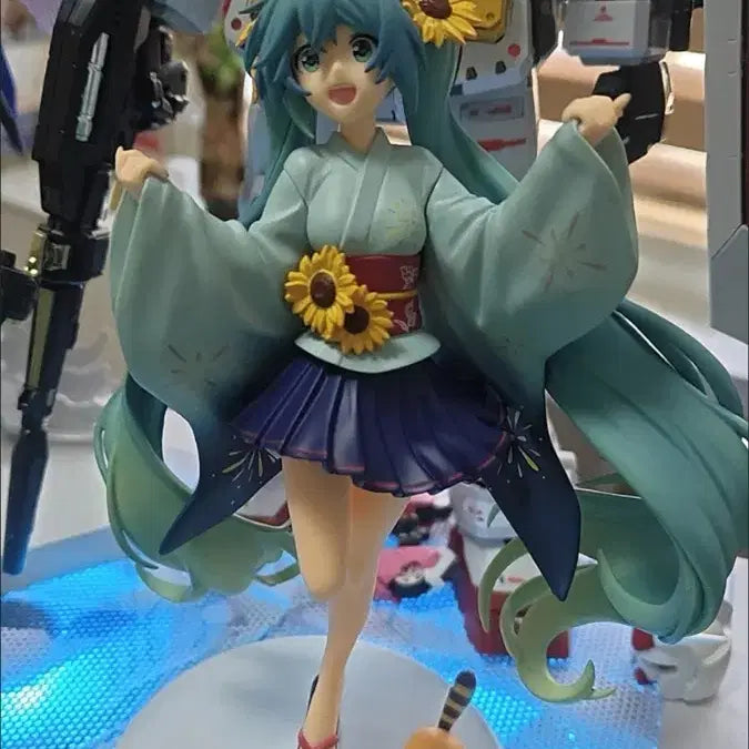 [BUNJANG] Hatsune Miku Sunflower Costume Figure / 하츠네 미쿠 피규어 해바라기 의상 예약