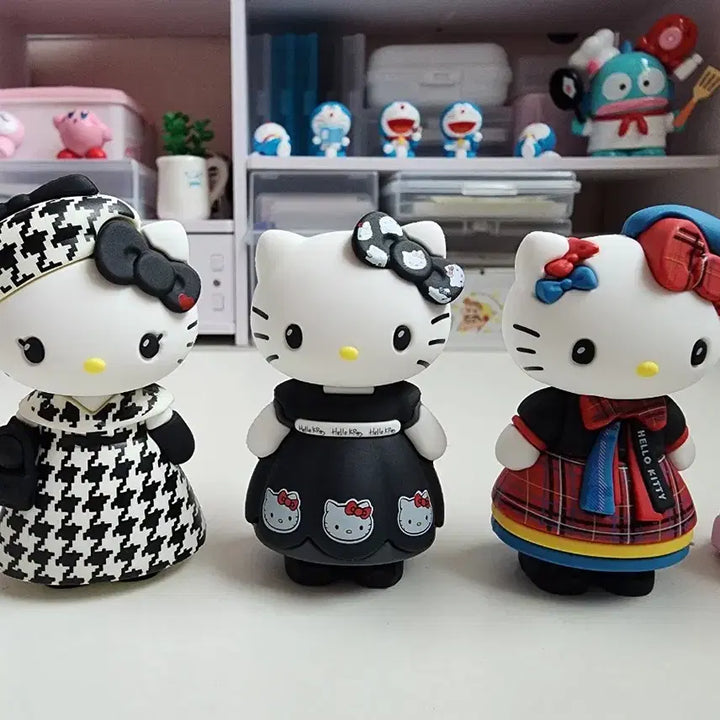 [BUNJANG] Hello Kitty 50th Anniversary Closet Figure Bundle Set / (새상품)헬로키티 50주년 클로젯 피규어 5개일괄