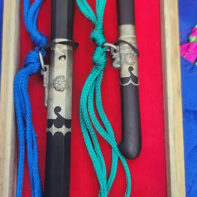 [BUNJANG] Master Artisan Park Yong-gi Silver Ceremonial Dagger Set / 국가무형문화재 도암 박용기 은장도 2점